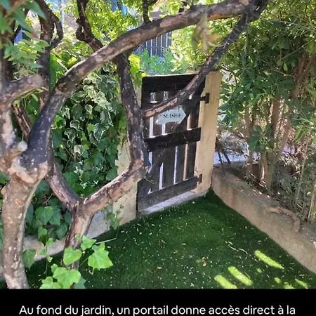 Maison A 20 Metres De La - Piscine Casa de Férias *