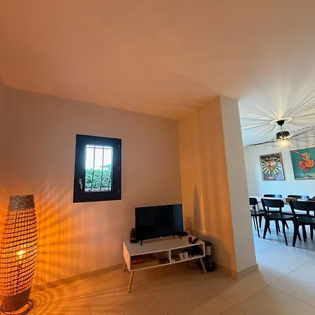 Maison A 20 Metres De La - Piscine Linguizzetta