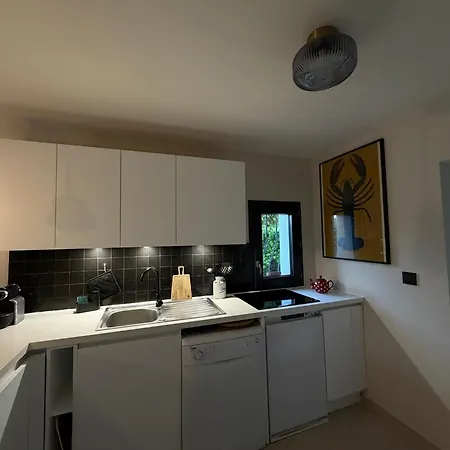 Maison A 20 Metres De La - Piscine